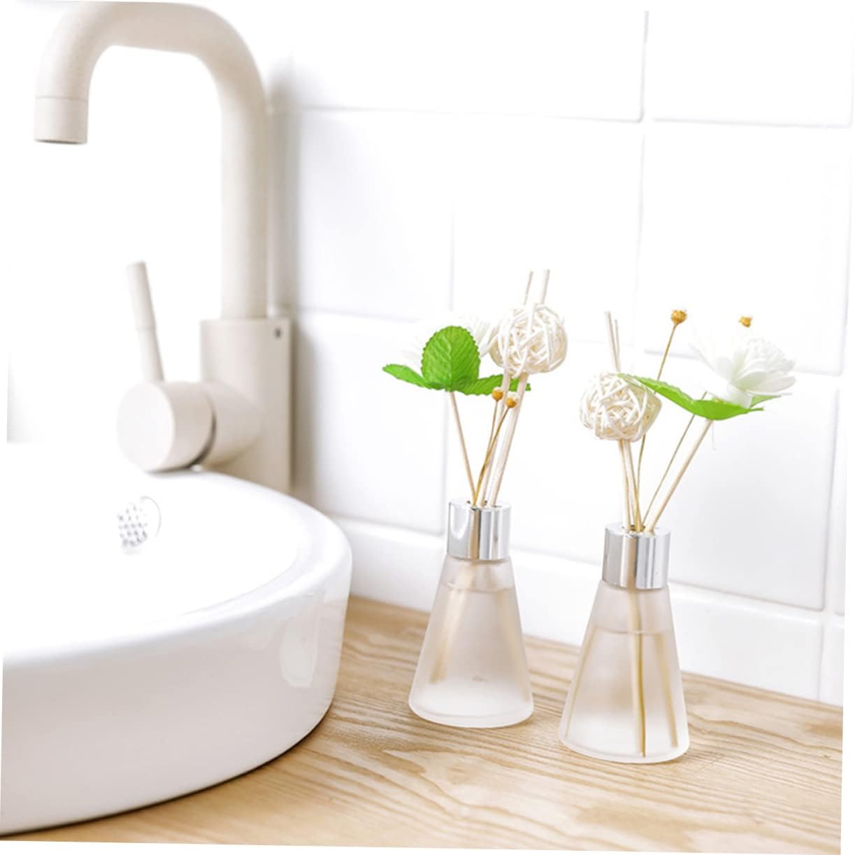 DECHOUS Essential Oil Diffuser 30pc Rattan Sticks Set