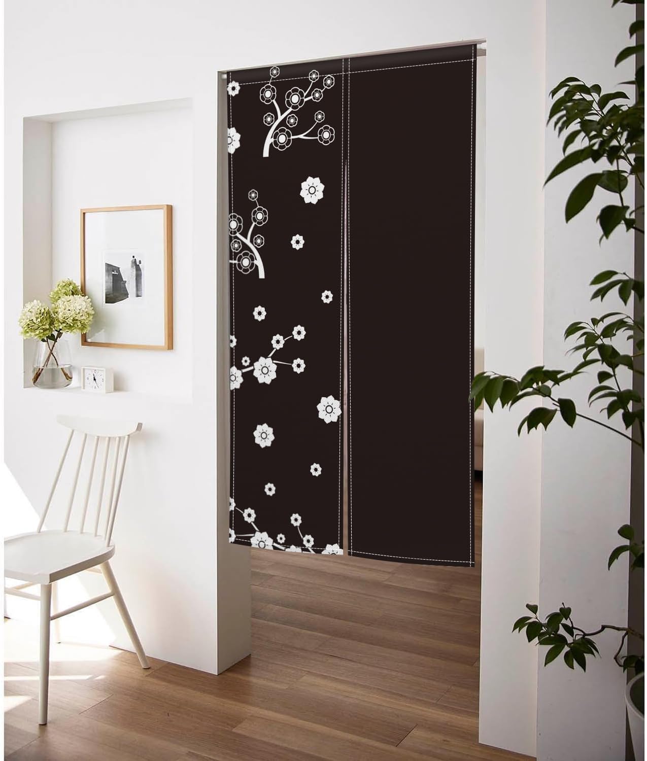 Japanese Noren Door Curtain with Cartoon Flower Pattern
