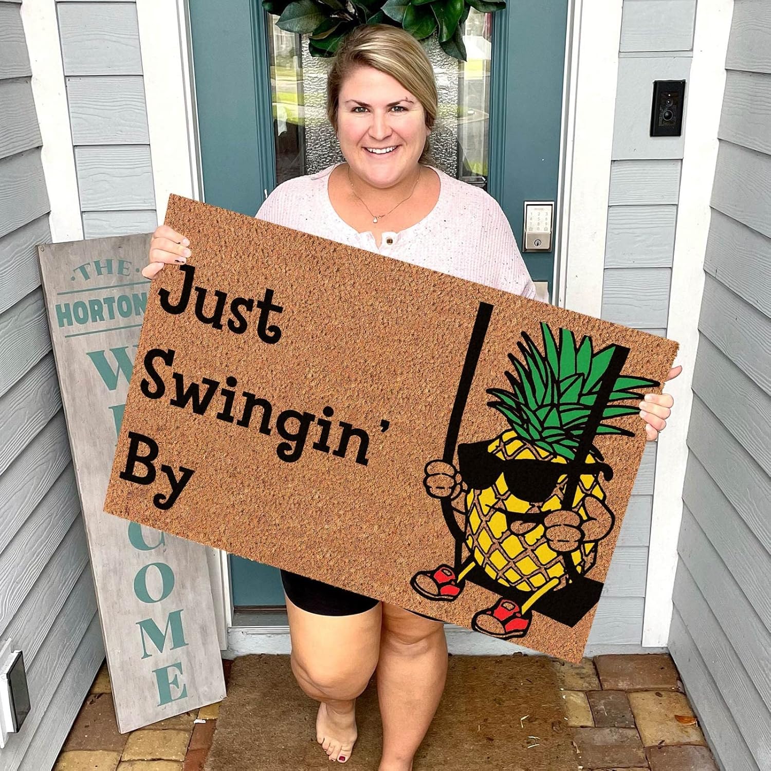 Fun Upside Down Pineapple Welcome Doormat