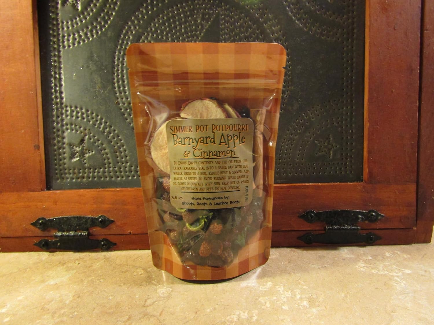 Shoots Roots Leather Boots Barnyard Apple Cinnamon Simmer Potpourri